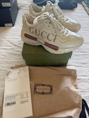 Gucci Apollo Cream Leather Sneakers with Green & Red Web Stripe sz 37